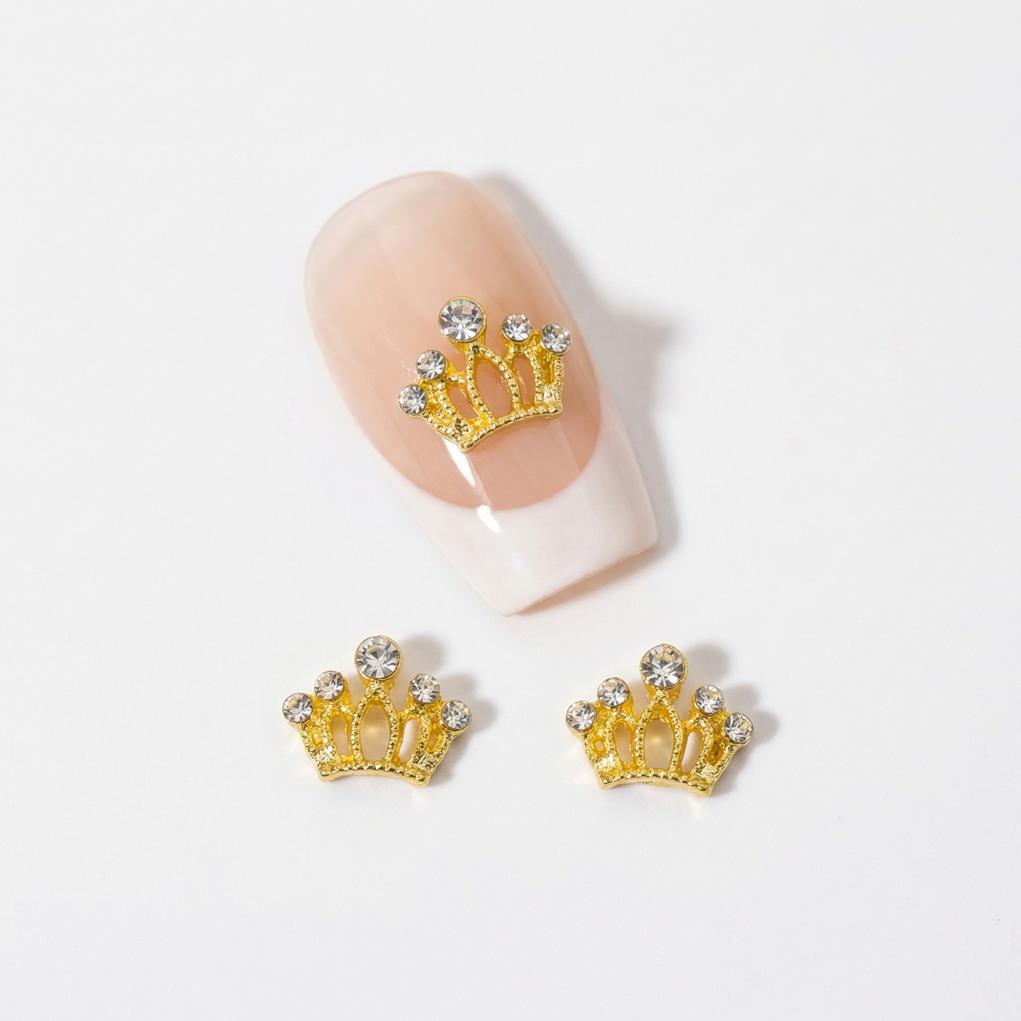 Dijes corona cristal